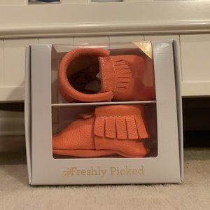 NWT Freshly Picked Orange Moccasins, Size 3
